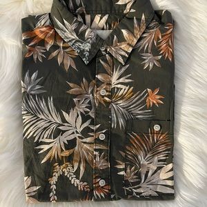 Short Sleeve Shirt - Summer Style Pattern.